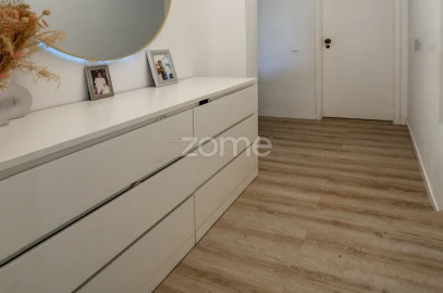 Apartamento T3 para Venda em Algueirão-Mem Martins
