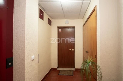 Apartamento T3 para Venda em Algueirão-Mem Martins
