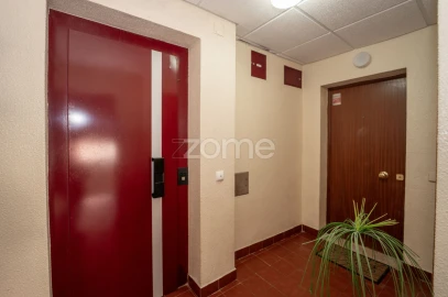 Apartamento T3 para Venda em Algueirão-Mem Martins