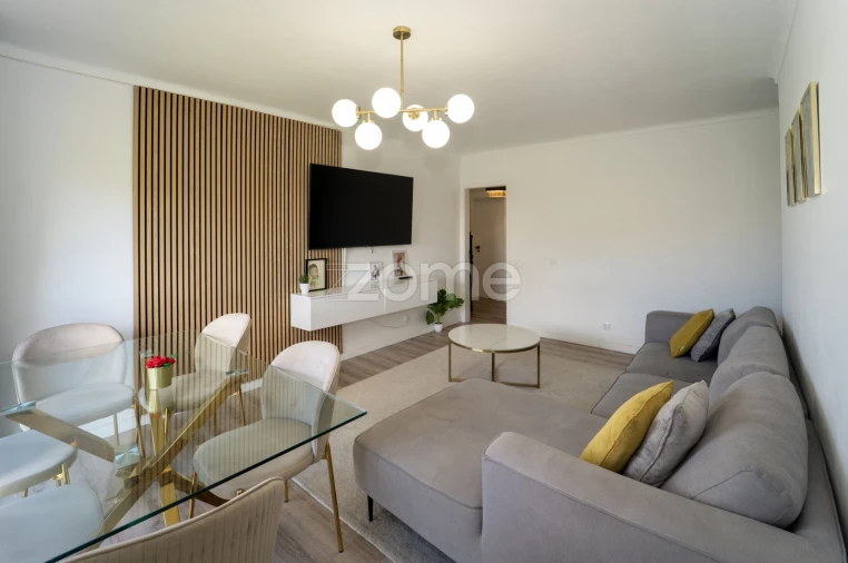 Apartamento T3 para Venda em Algueirão-Mem Martins