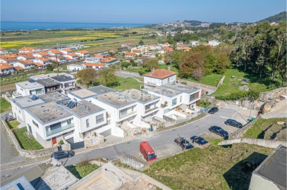 Moradia T3 para Venda em Areosa