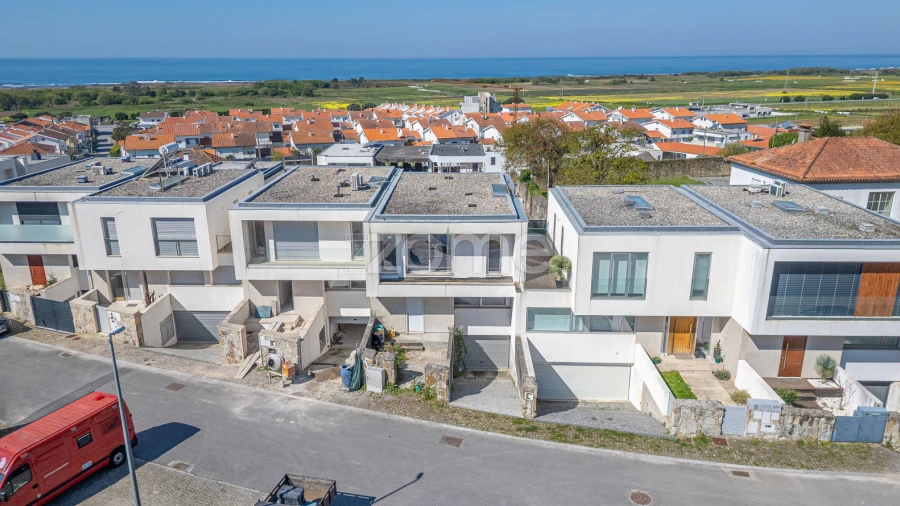 Moradia T3 para Venda em Areosa
