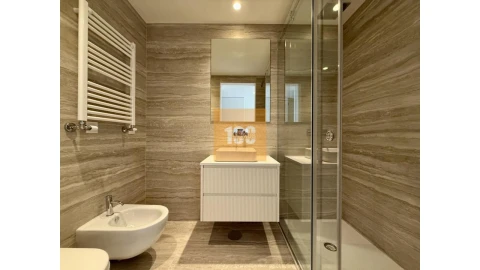 Apartamento T1 para Venda em São Felix da Marinha