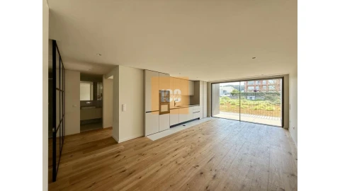 Apartamento T1 para Venda em São Felix da Marinha
