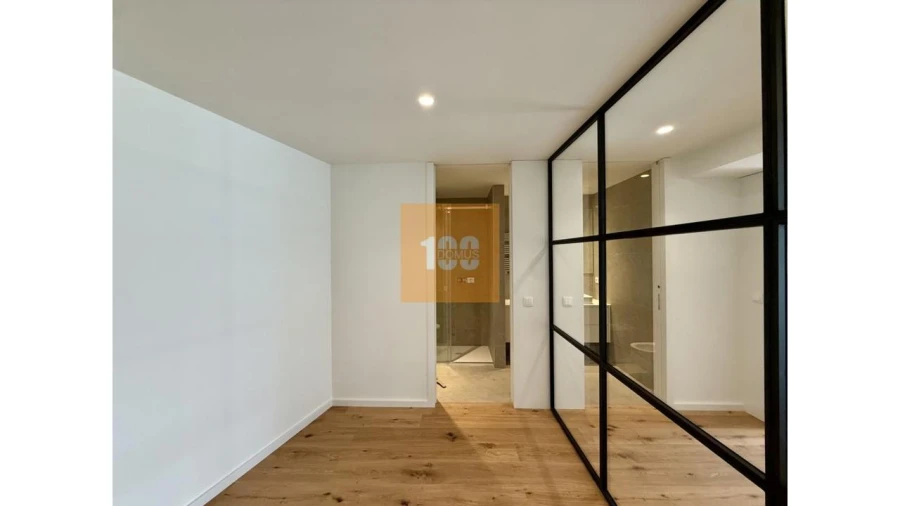 Apartamento T1 para Venda em São Felix da Marinha Foto 12
