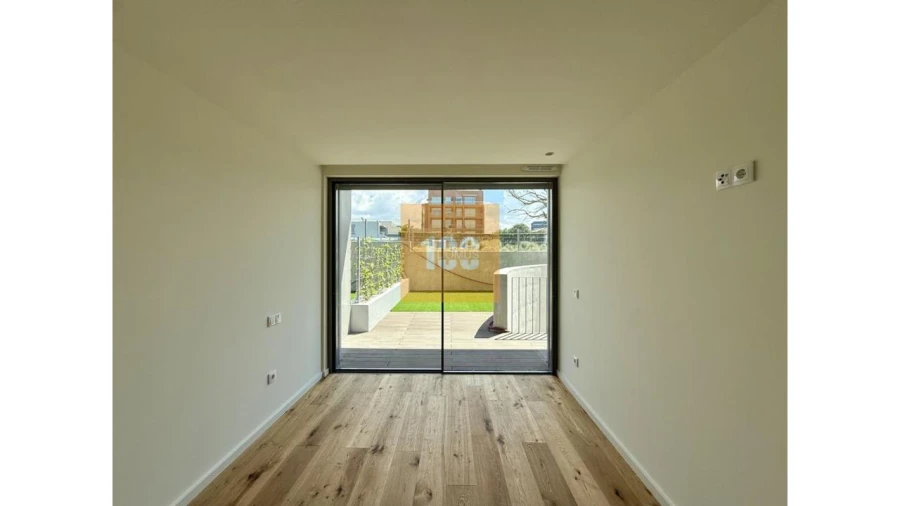 Apartamento T1 para Venda em São Felix da Marinha Foto 21