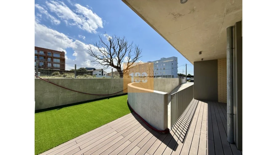 Apartamento T1 para Venda em São Felix da Marinha Foto 25