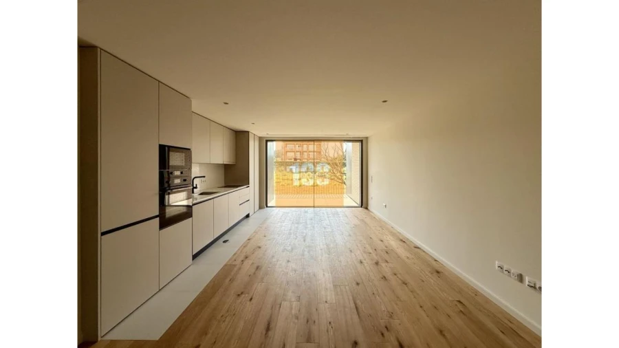 Apartamento T1 para Venda em São Felix da Marinha Foto 6