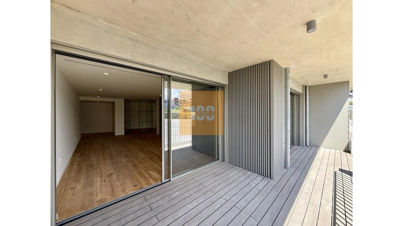 Apartamento T1 para Venda em São Felix da Marinha Foto 23