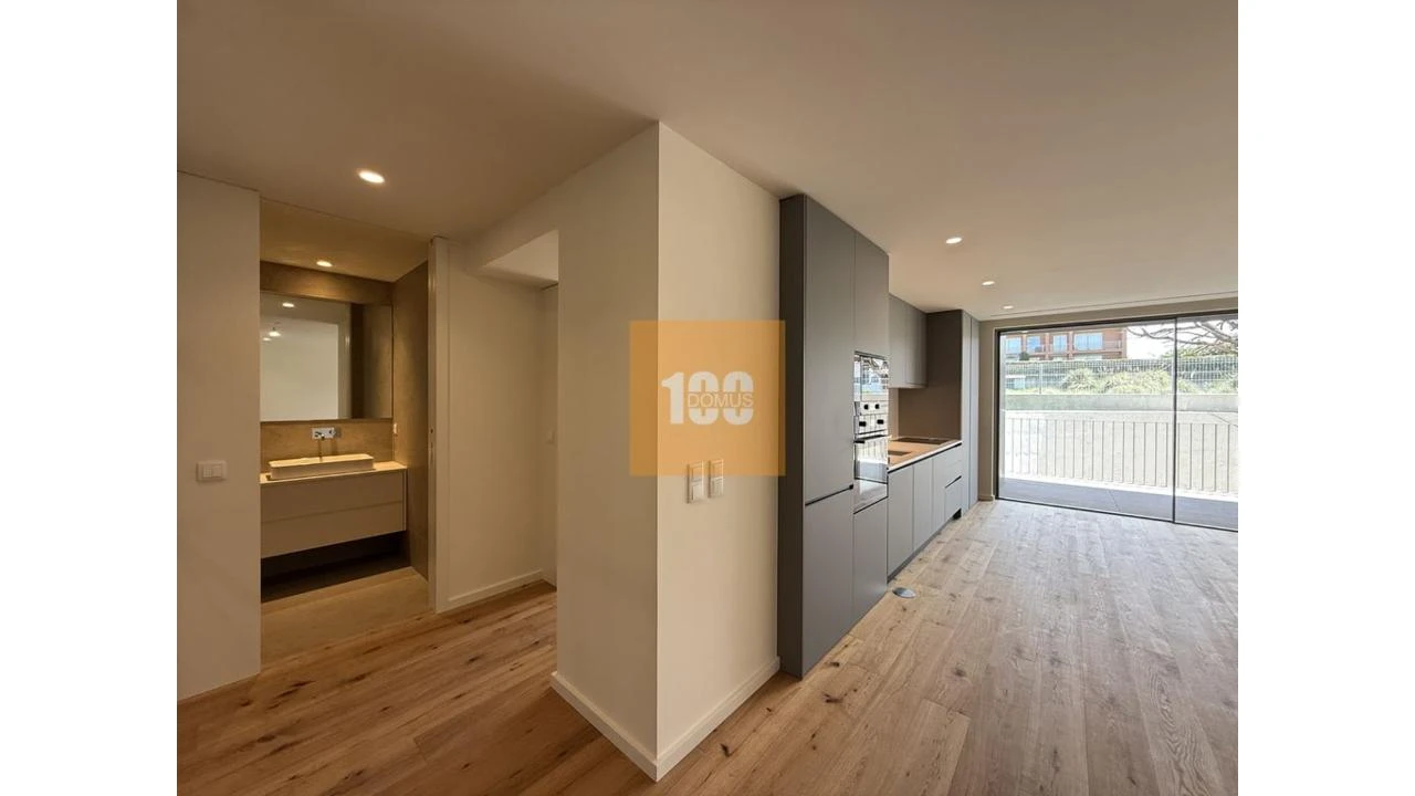 Apartamento T1 para Venda em São Felix da Marinha Foto 28