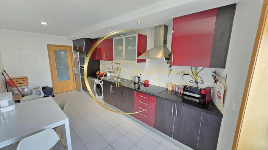 Apartamento T2 para Venda em Aradas Foto 16