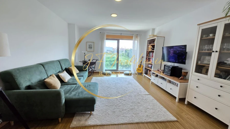Apartamento T2 para Venda em Aradas