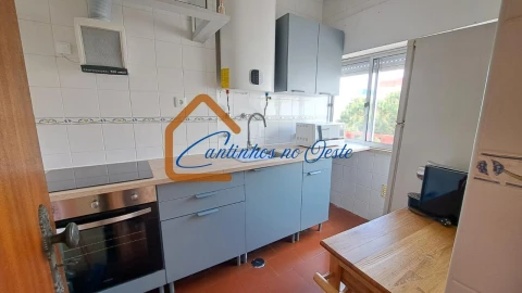 Apartamento T2 para Arrendamento em Caldas da Rainha - Santo Onofre e Serra do Bouro