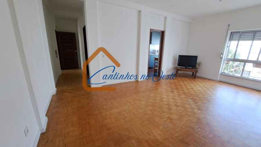 Apartamento T2 para Arrendamento em Caldas da Rainha - Santo Onofre e Serra do Bouro Foto 3