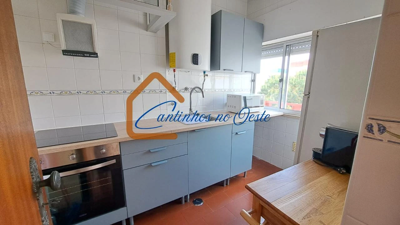 Apartamento T2 para Arrendamento em Caldas da Rainha - Santo Onofre e Serra do Bouro Foto 1
