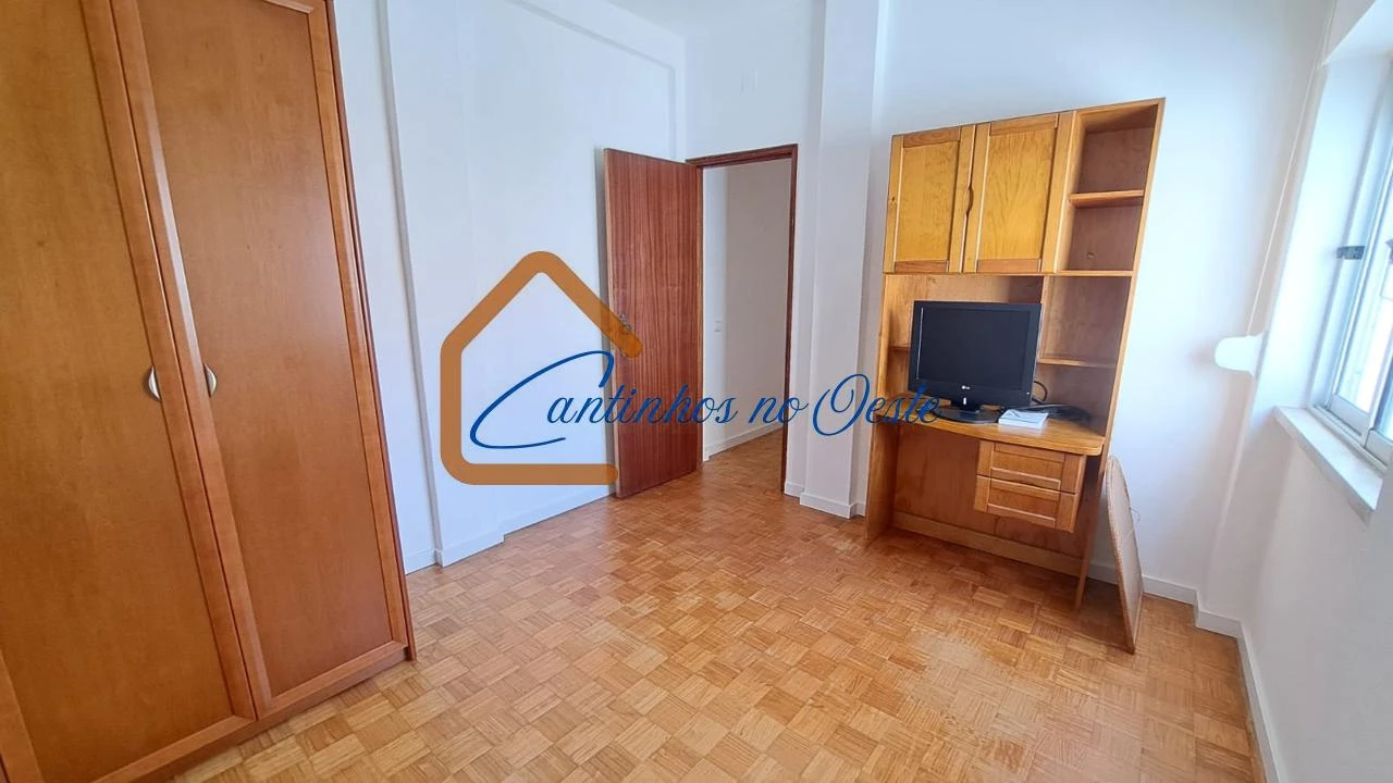 Apartamento T2 para Arrendamento em Caldas da Rainha - Santo Onofre e Serra do Bouro Foto 7