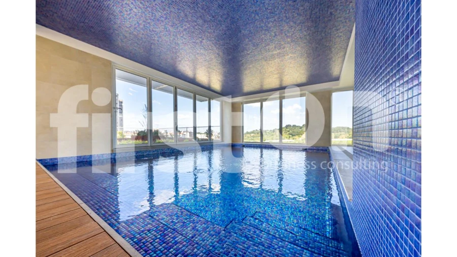 Apartamento T4 para Arrendamento em Areeiro Foto 21