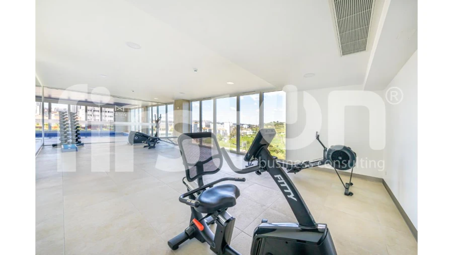 Apartamento T4 para Arrendamento em Areeiro Foto 23