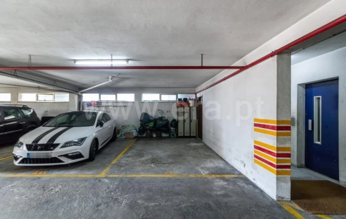 Apartamento T2 para Venda em Santa Maria de Lamas Foto 18