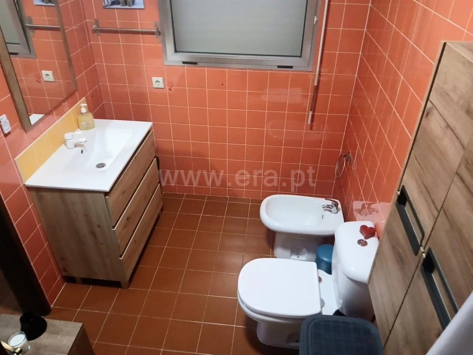 Apartamento T2 para Venda em Santa Maria de Lamas Foto 16