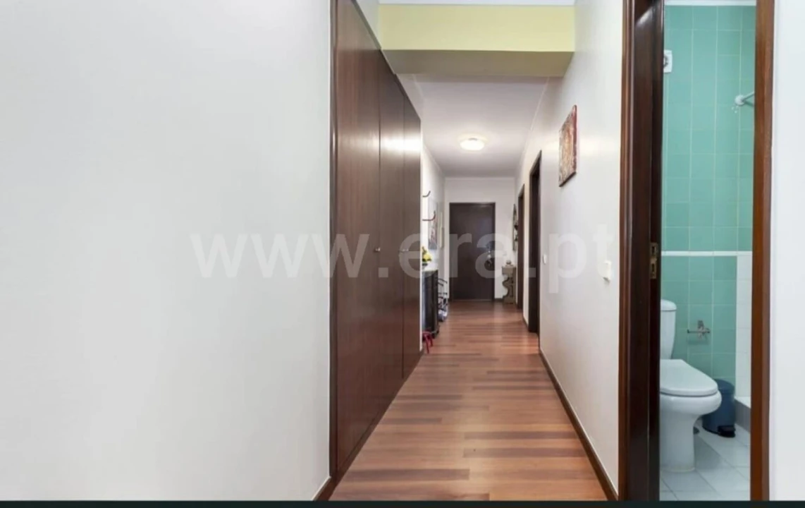Apartamento T2 para Venda em Santa Maria de Lamas Foto 12