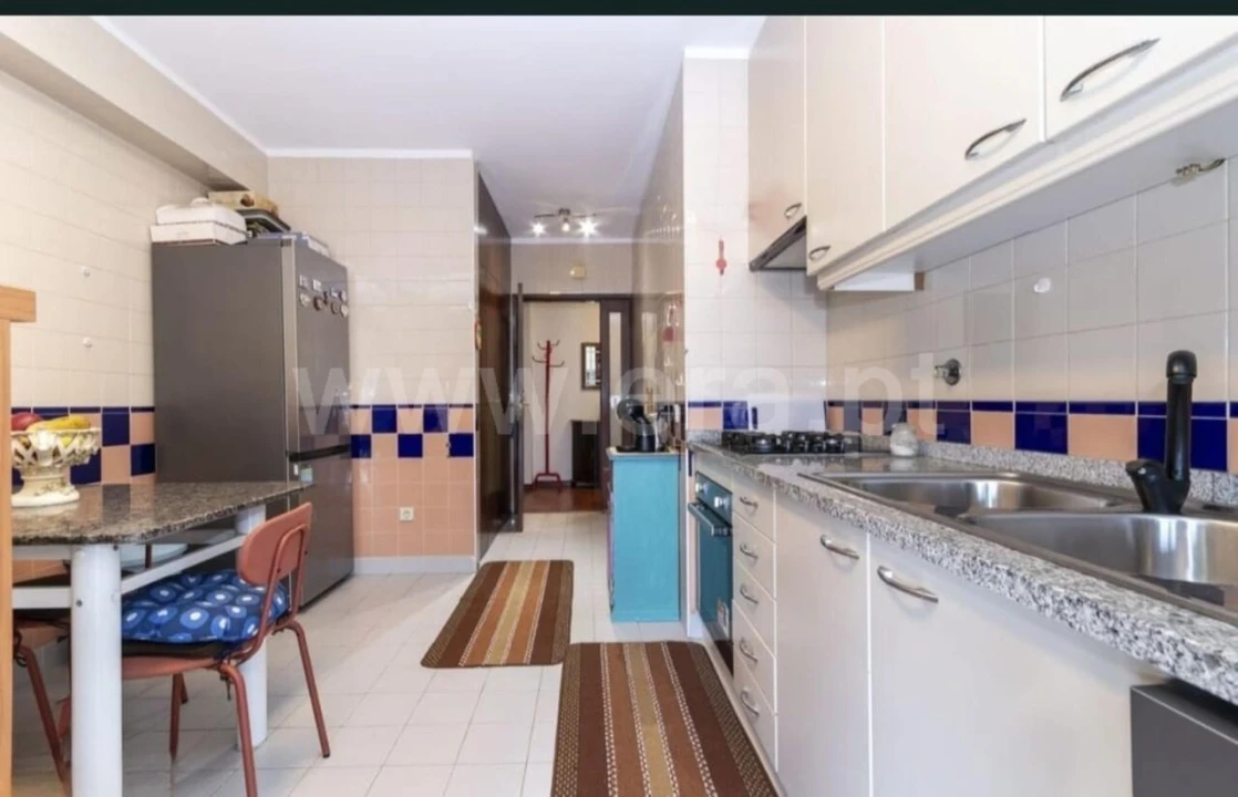 Apartamento T2 para Venda em Santa Maria de Lamas Foto 8