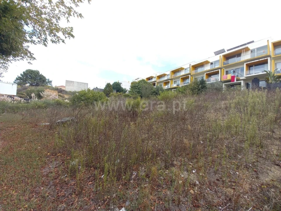 Terreno para Venda em Pedroso e Seixezelo Foto 1
