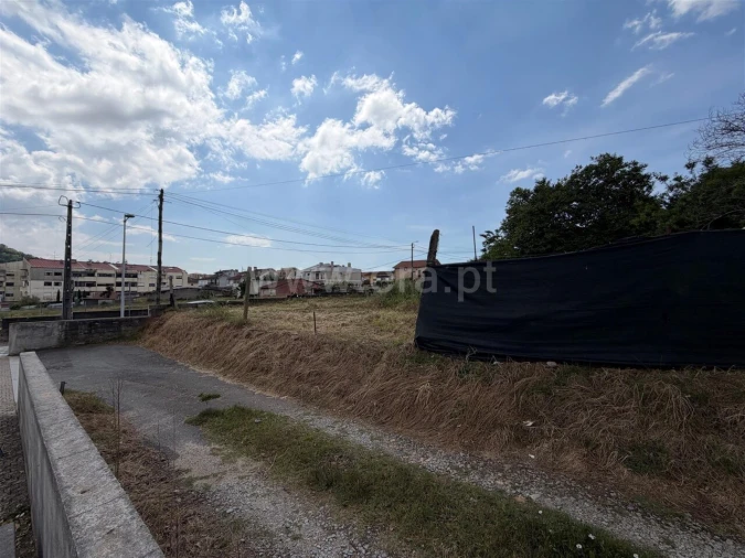 Terreno para Venda em Gondomar (São Cosme), Valbom e Jovim Foto 5