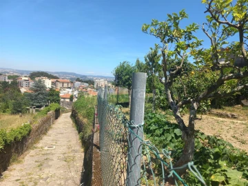 Terreno para Venda em Oliveira do Douro