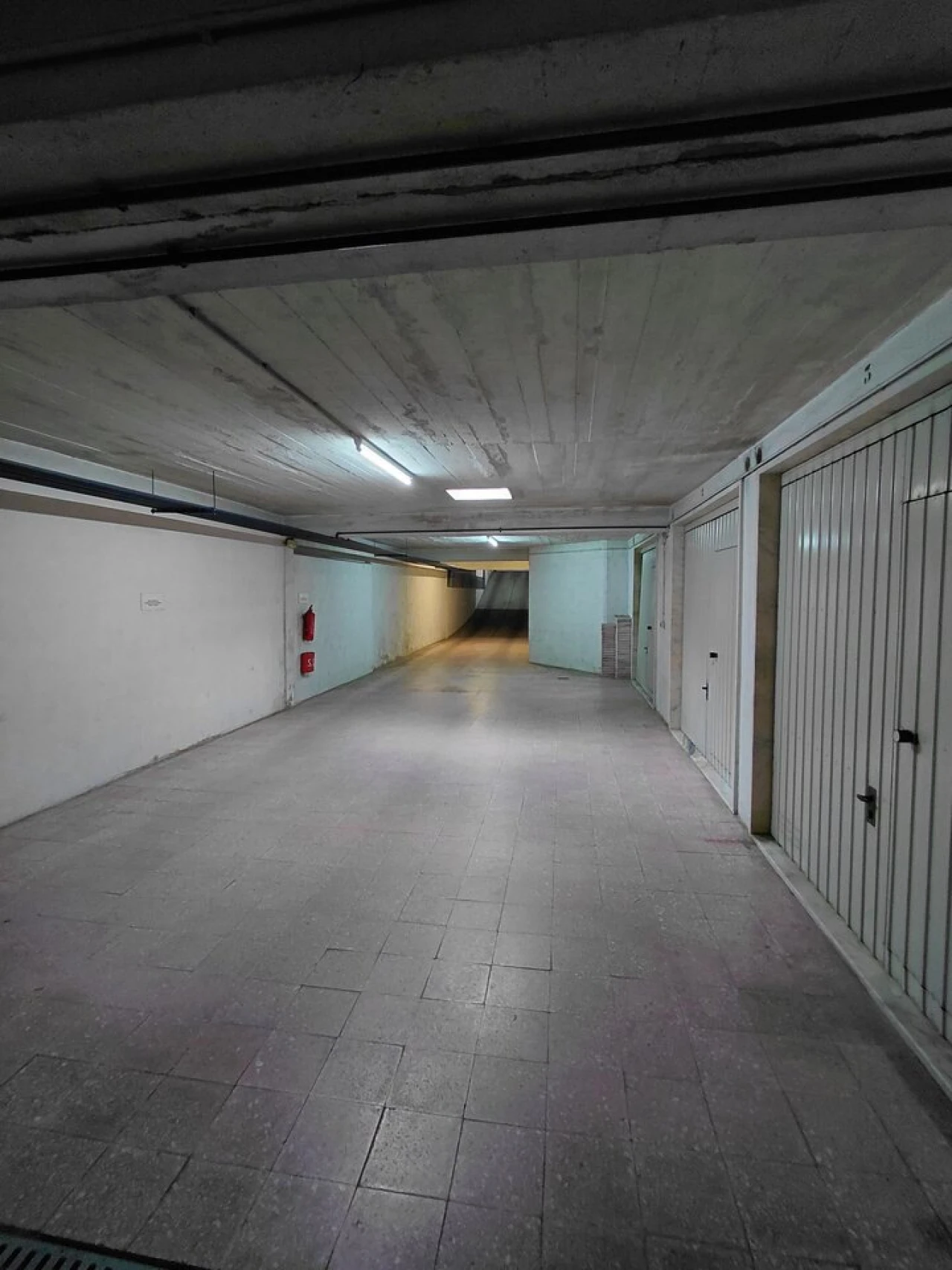 Garagem para Venda em Cacém e São Marcos Foto 9