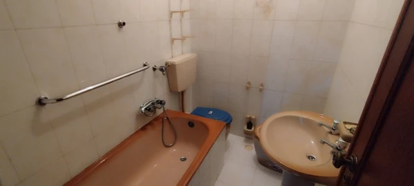 Apartamento T1 para Venda em Agualva e Mira-Sintra