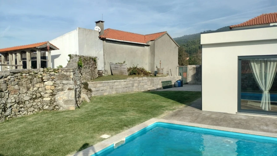 Moradia T3 para Venda em Moledo e Cristelo Foto 4