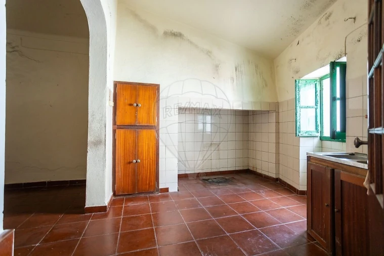 Moradia T3 para Venda em São Bartolomeu do Outeiro e Oriola Foto 13