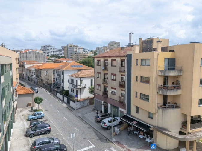 Apartamento T3 para Venda em Lordelo do Ouro e Massarelos Foto 35
