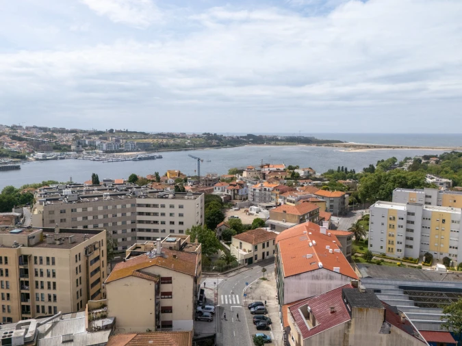 Apartamento T3 para Venda em Lordelo do Ouro e Massarelos Foto 36