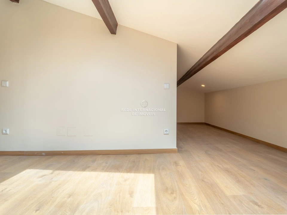 Apartamento T3 para Venda em Lordelo do Ouro e Massarelos Foto 34