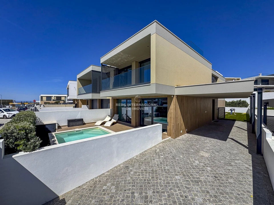 Moradia T4 para Venda em Ericeira Foto 10