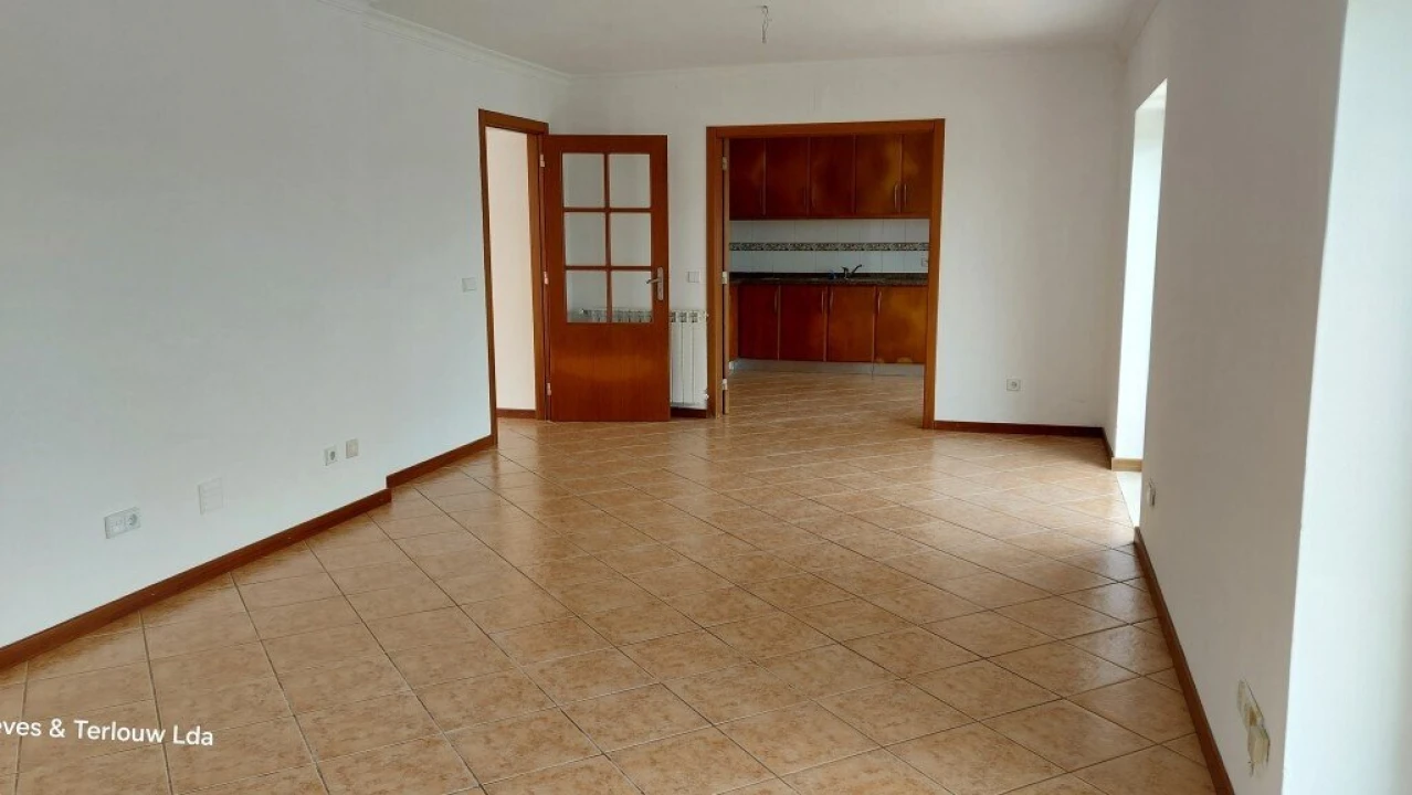Moradia T3 para Venda em Parceiros e Azoia Foto 18