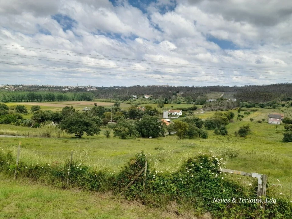 Moradia T3 para Venda em Parceiros e Azoia Foto 39
