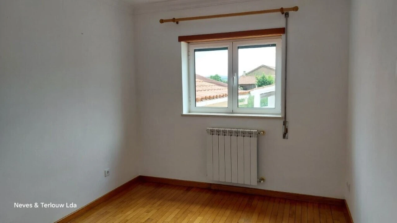 Moradia T3 para Venda em Parceiros e Azoia Foto 14