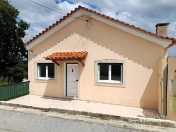 Moradia T3 para Venda em Parceiros e Azoia