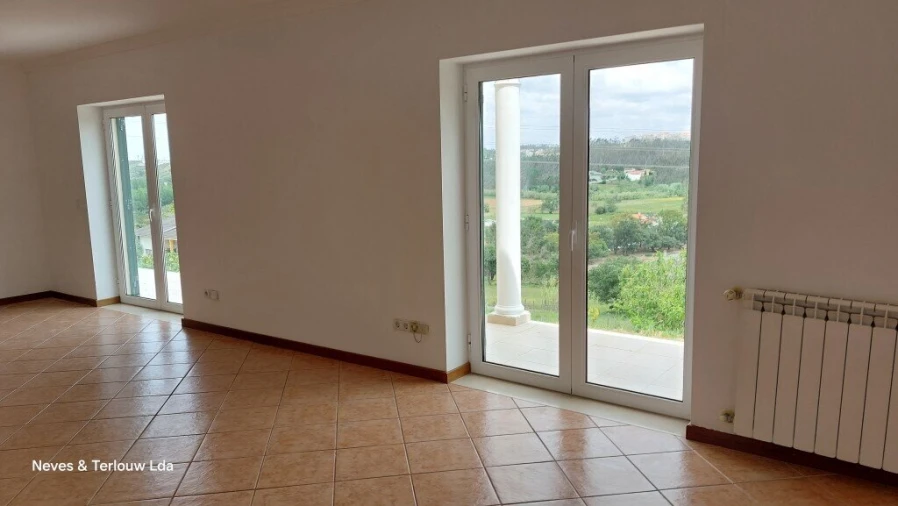 Moradia T3 para Venda em Parceiros e Azoia Foto 17