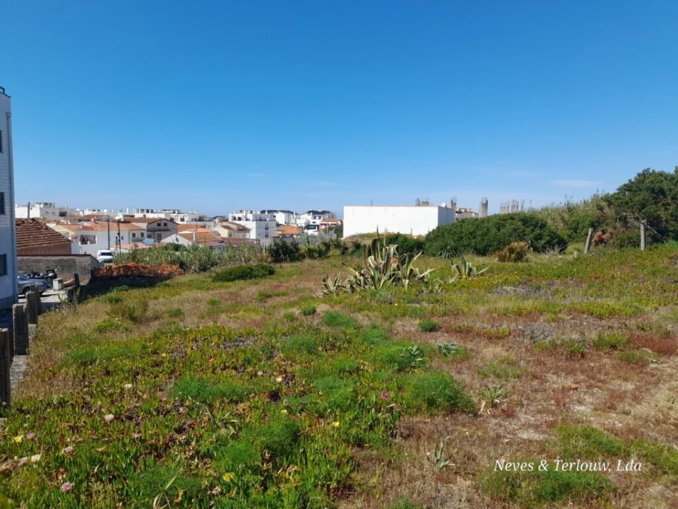 Terreno para Venda em Coimbrão Foto 9