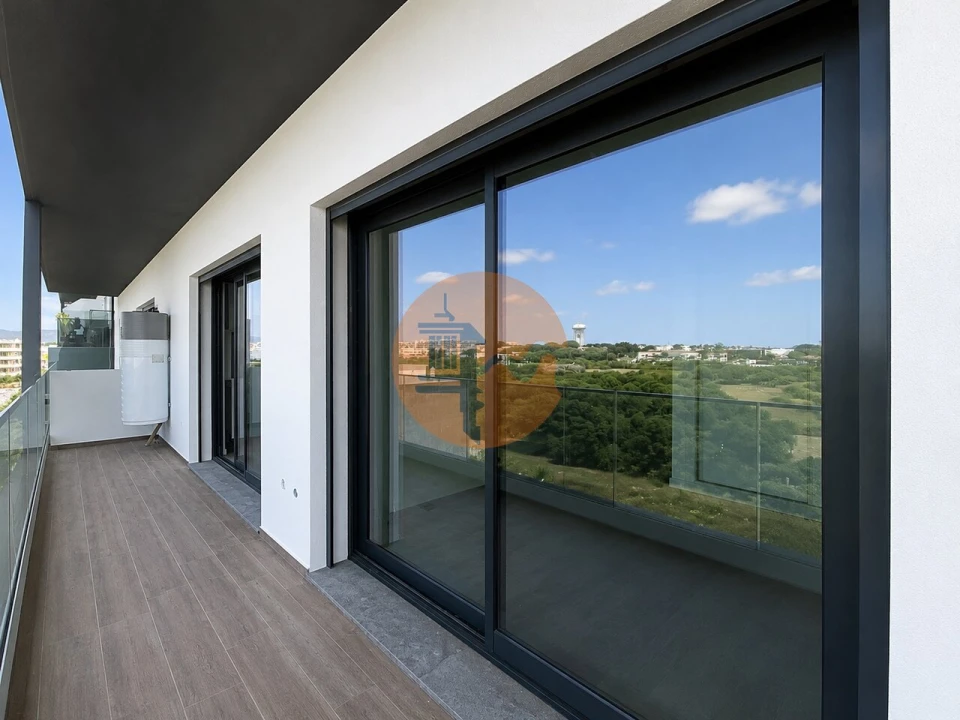 Apartamento T1 para Venda em Quelfes Foto 20