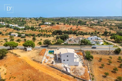 Moradia T6 para Venda em Guia