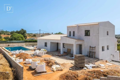 Moradia T6 para Venda em Guia
