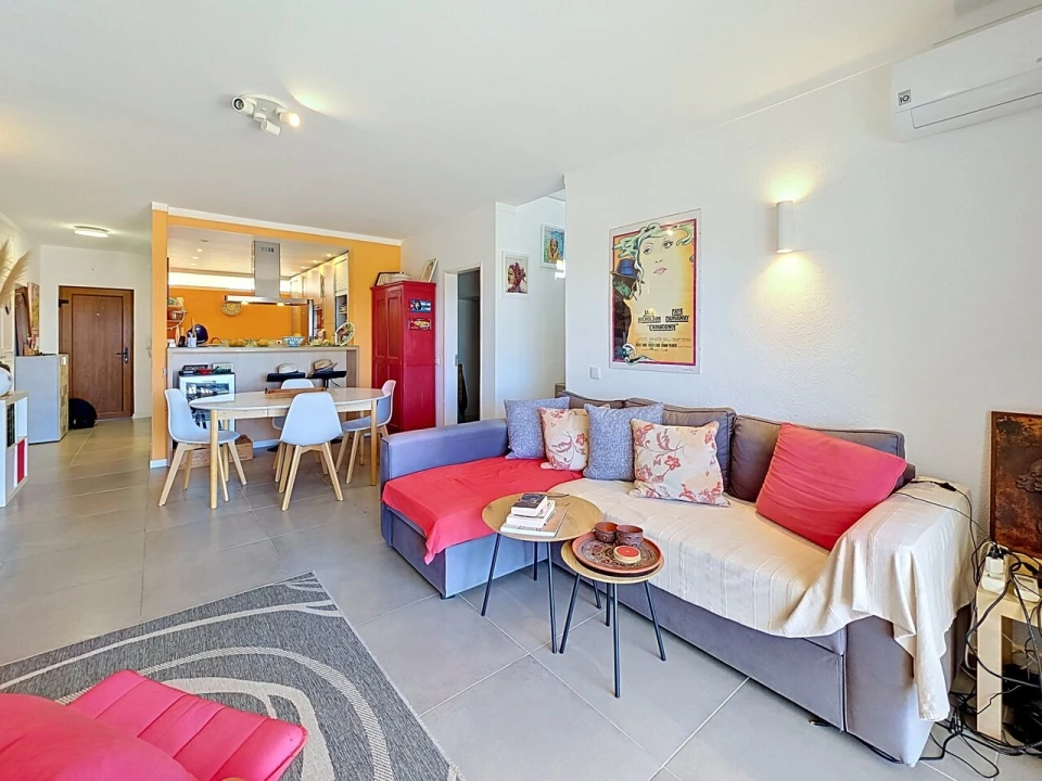 Apartamento T2 para Venda em Portimão Foto 8