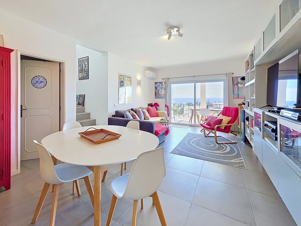 Apartamento T2 para Venda em Portimão Foto 5