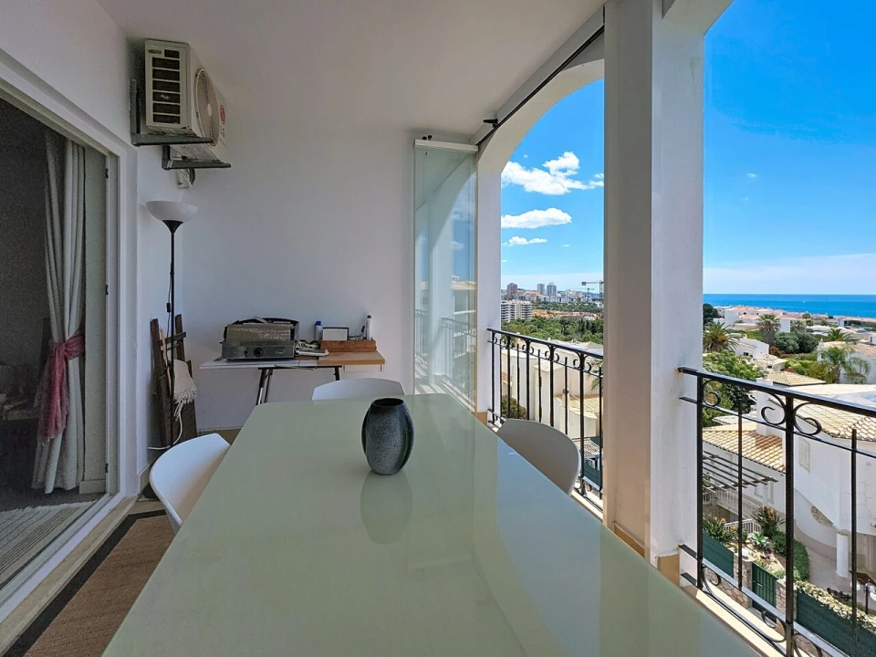 Apartamento T2 para Venda em Portimão Foto 2
