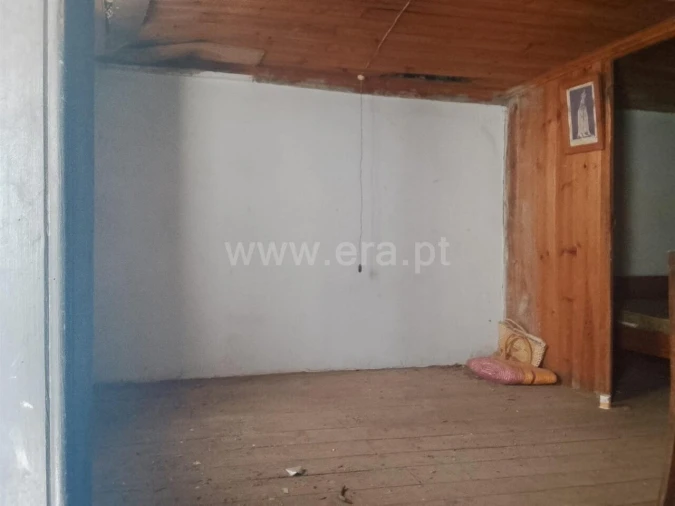 Moradia T0 para Venda em São Jorge da Beira Foto 14